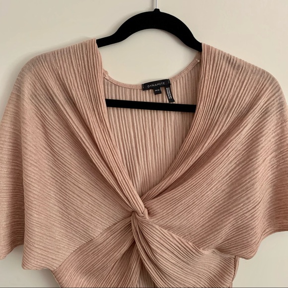 Knot Wrap Crop Top - Picture 3 of 4